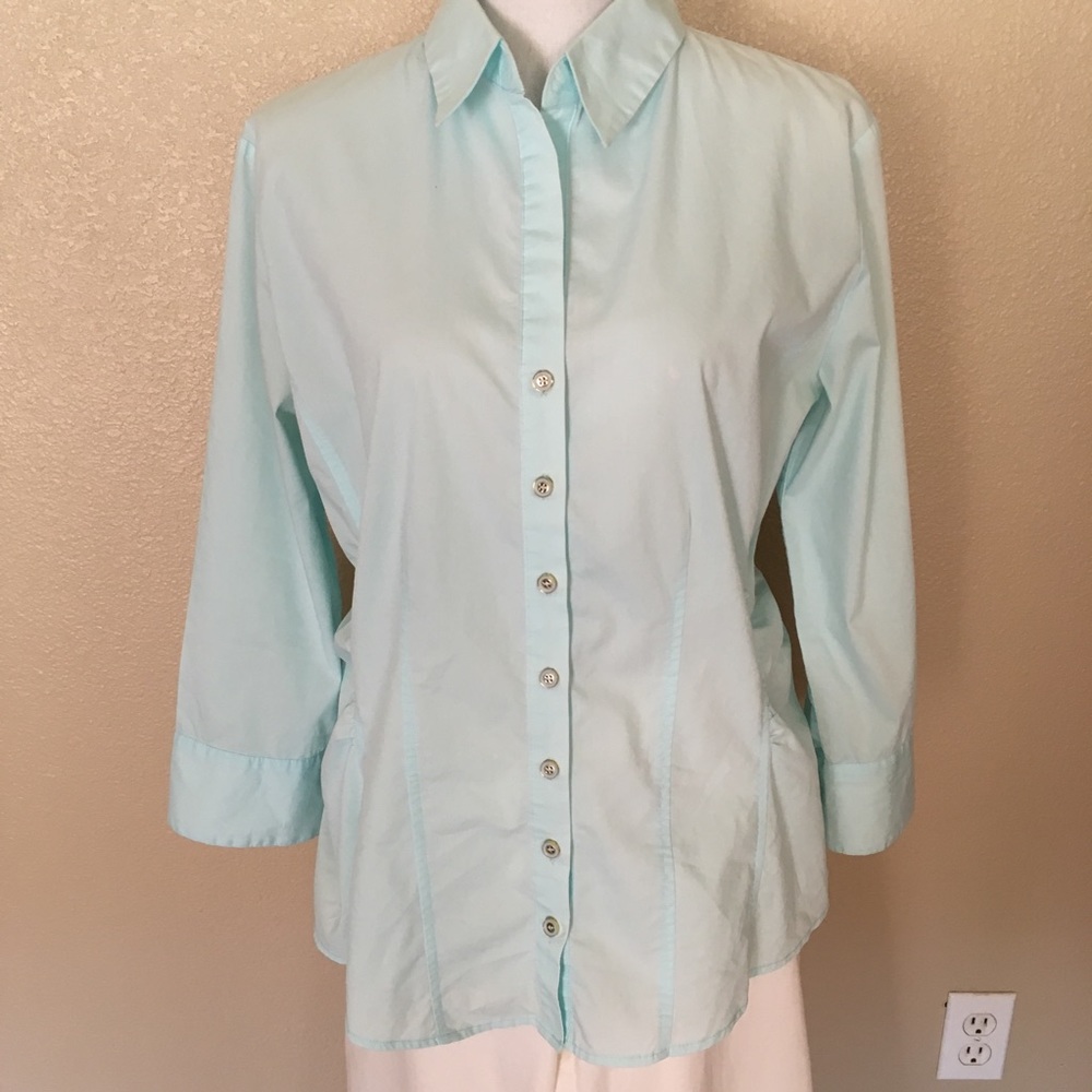 New York & Co.  Stretch Button Down Top Woman’s L